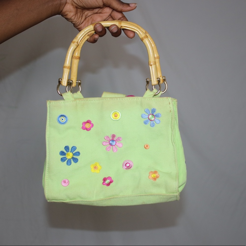Light green mini purse with flowers
